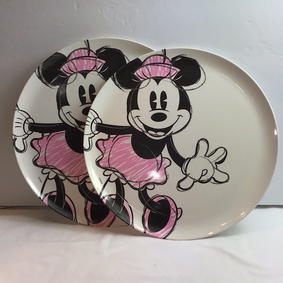 Minnie Mouse Melmac™️ dinner plates - Picture 2 of 6